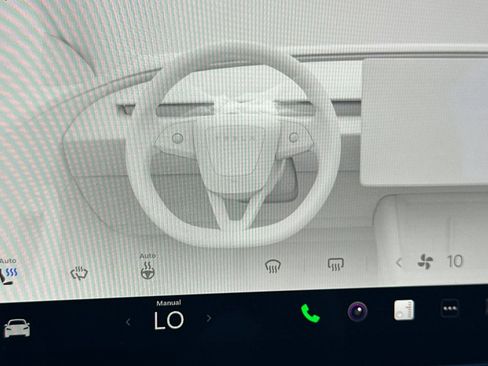 Used 2024 Tesla Model 3 Standard Range RWD image 27