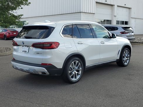 Used 2020 BMW X5 xDrive40i w/ Premium Package AWD/4WD image 3