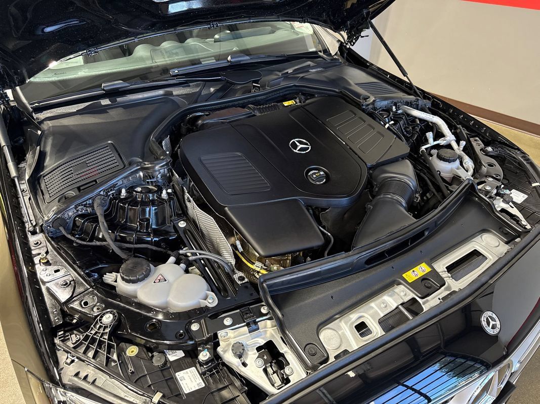 Used 2026 Mercedes-Benz C 300 4MATIC Sedan image 90