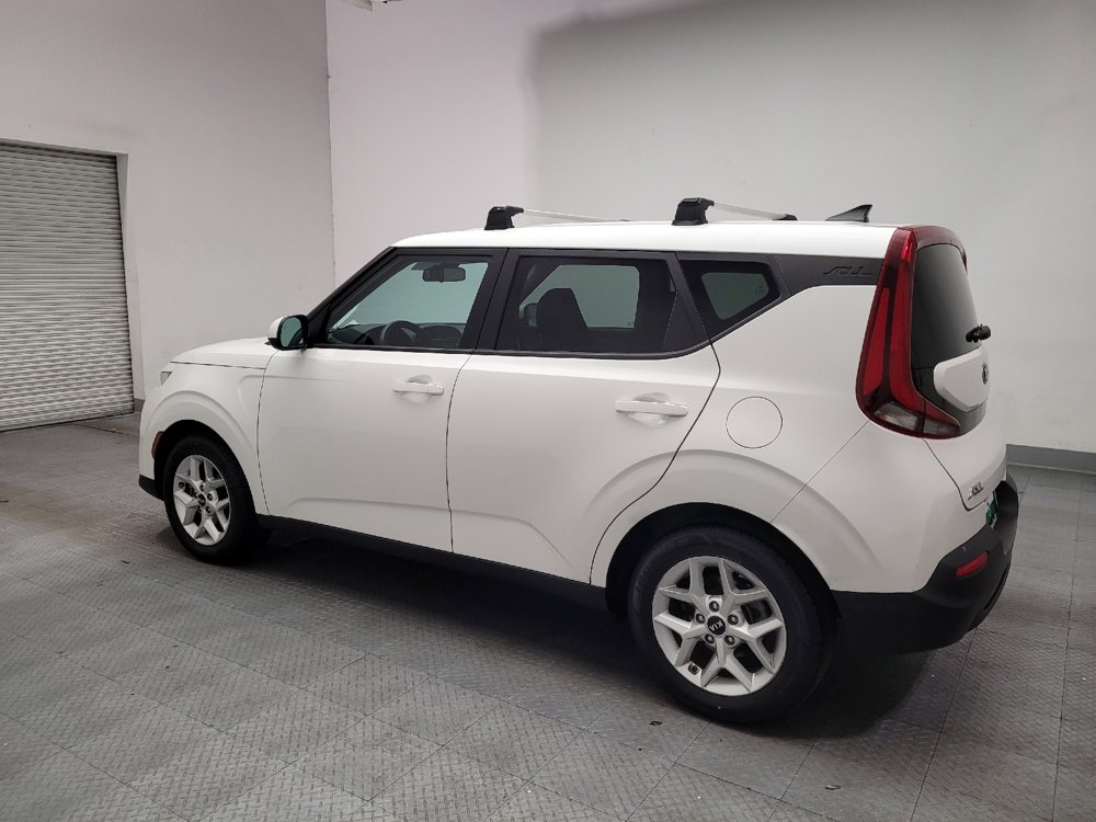 Used 2021 Kia Soul S FWD image 3