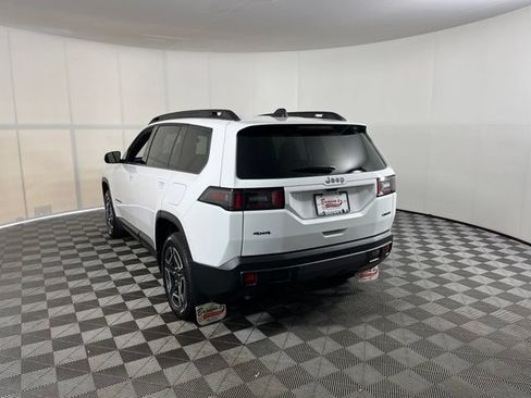 Used 2026 Jeep Cherokee Limited AWD/4WD image 5