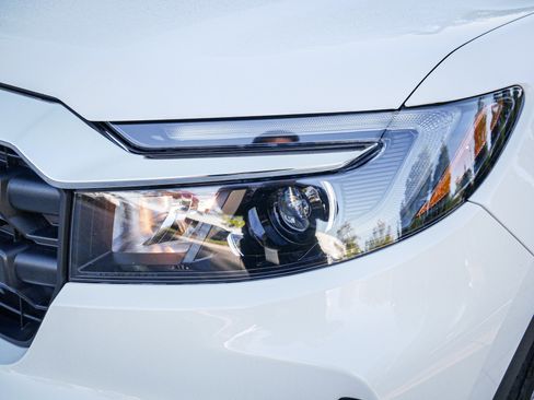 Certified 2024 Honda Ridgeline RTL image 6