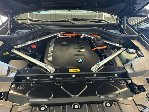 New 2026 BMW X5 xDrive50e w/ M Sport Package image 11