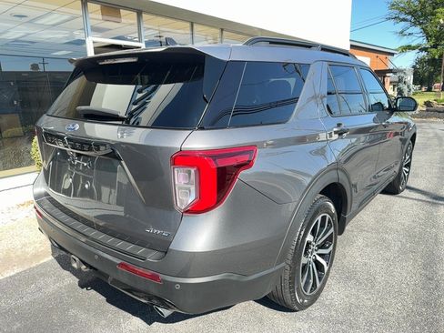 Used 2023 Ford Explorer ST-Line w/ Class IV Trailer Tow Package AWD/4WD image 3