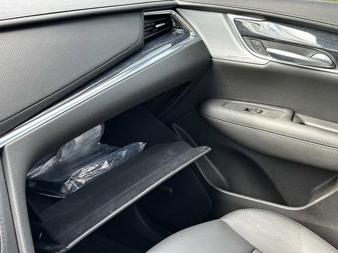 Used 2023 Cadillac XT5 Premium Luxury AWD/4WD image 33