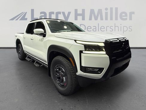 New 2026 Nissan Frontier Pro-X w/ Tow Package RWD image 7