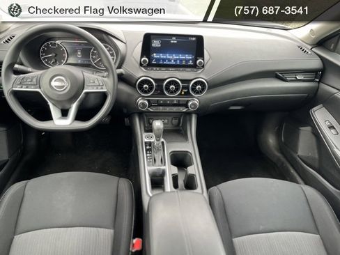 Used 2024 Nissan Sentra SV image 27