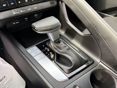Certified 2023 Hyundai Elantra SEL FWD image 20