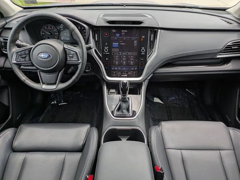 Used 2025 Subaru Outback Limited AWD/4WD image 15