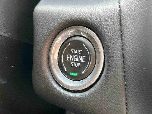 Used 2023 Chevrolet Tahoe LT AWD/4WD image 41