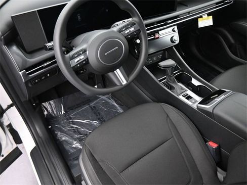 New 2026 Hyundai Tucson SEL image 15