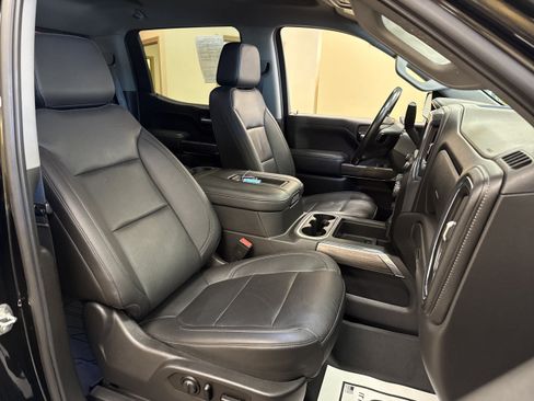Used 2021 Chevrolet Silverado 1500 LTZ AWD/4WD image 23