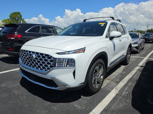 Used 2022 Hyundai Santa Fe SEL w/ Convenience + Premium Package FWD image 4