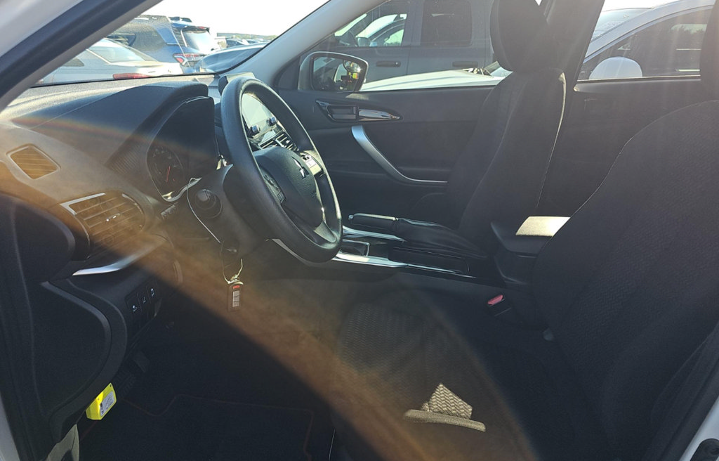 Used 2024 Mitsubishi Eclipse Cross SE AWD/4WD image 6