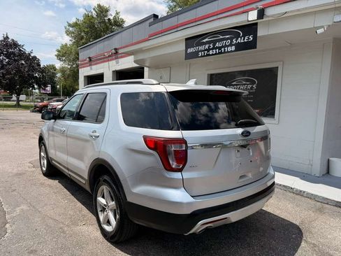 Used 2016 Ford Explorer XLT AWD/4WD image 12