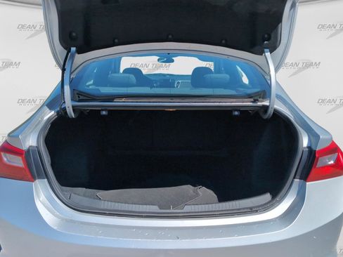 Used 2021 Chevrolet Malibu LS FWD image 9