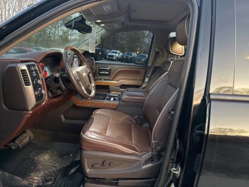 Used 2014 Chevrolet Silverado 1500 High Country w/ High Country Premium Package image 17