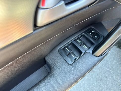 Used 2011 Acura TL SH-AWD image 24