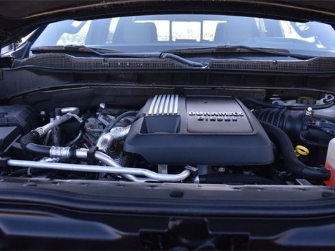 Certified 2024 Chevrolet Silverado 1500 ZR2 w/ Technology Package image 39