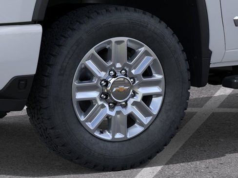 New 2026 Chevrolet Silverado 2500 High Country w/ High Country Premium Package AWD/4WD image 9