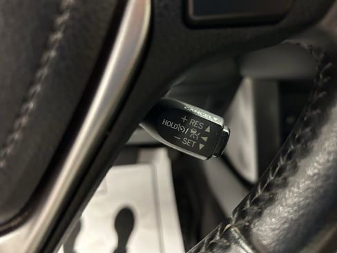 Used 2016 Toyota RAV4 SE image 12