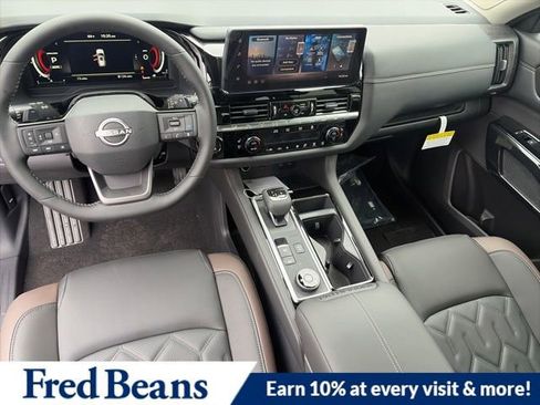 New 2026 Nissan Pathfinder Platinum image 11