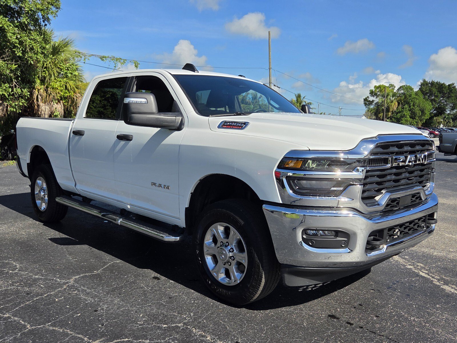 Used 2026 RAM 2500 Big Horn AWD/4WD image 7