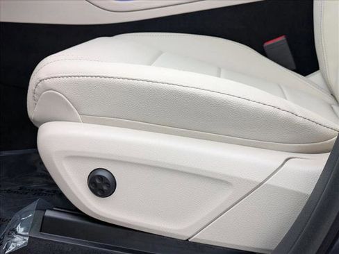 New 2026 Mercedes-Benz GLE 450 4MATIC image 4