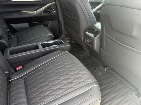 New 2026 INFINITI QX60 Autograph image 14