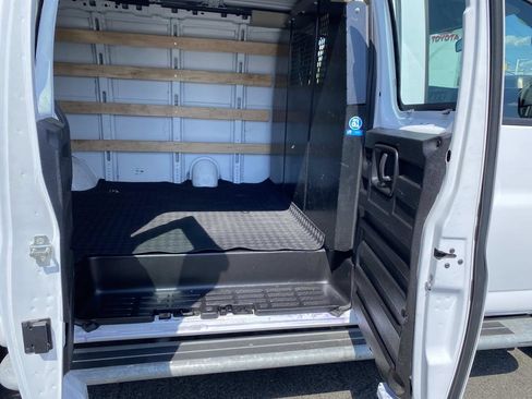 Used 2025 GMC Savana 2500 w/ Driver Convenience Package RWD image 15