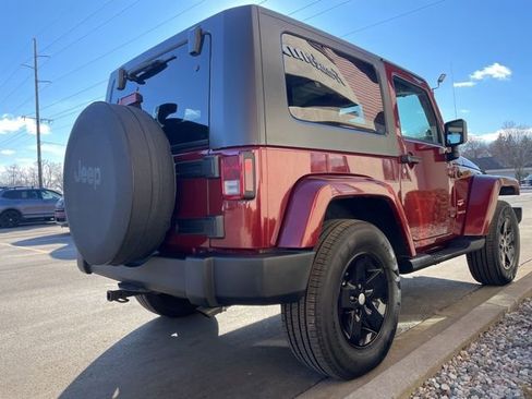 Used 2007 Jeep Wrangler Sahara w/ Dual Top Group image 8