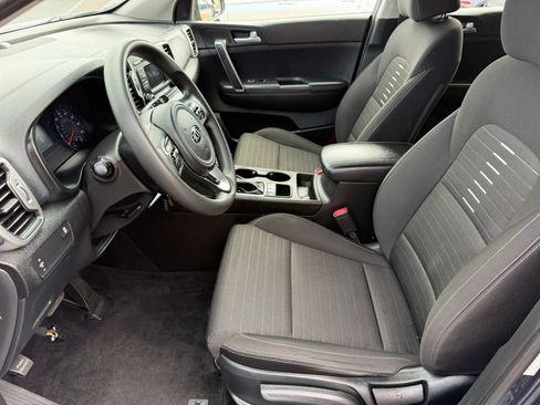 Used 2018 Kia Sportage LX AWD/4WD image 9