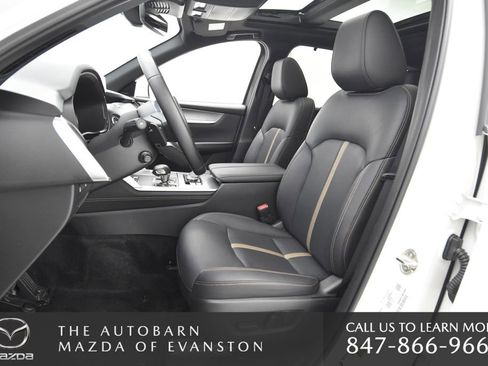 Certified 2024 MAZDA CX-90 3.3 Turbo S w/ Premium Package image 20