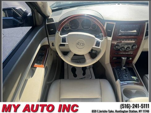 Used 2008 Jeep Grand Cherokee Overland AWD/4WD image 11