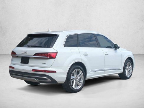 Used 2023 Audi Q7 3.0T Premium Plus AWD/4WD image 5