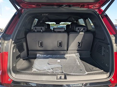 New 2026 GMC Acadia Denali w/ Super Cruise Package image 13