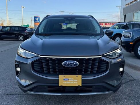 Used 2023 Ford Escape Platinum AWD/4WD image 34