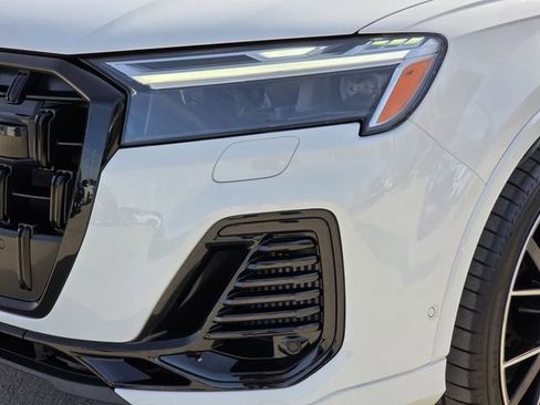 Used 2025 Audi Q7 3.0T Premium Plus image 6