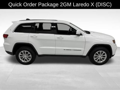 Used 2022 Jeep Grand Cherokee Laredo X AWD/4WD image 5