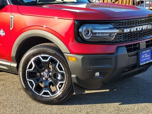 Certified 2025 Ford Bronco Sport Outer Banks w/ Outer Banks Tech Package+ image 6
