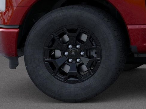 New 2025 Ford F150 Lightning XLT image 19