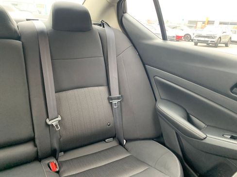 Used 2025 Nissan Altima 2.5 SV image 38