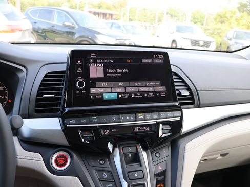 New 2026 Honda Odyssey EX-L image 14