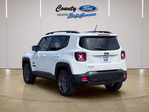 Used 2016 Jeep Renegade 75th Anniversary AWD/4WD image 8
