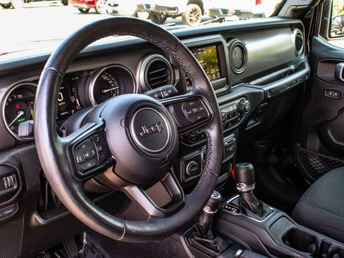 Used 2023 Jeep Wrangler Unlimited w/ Cold Weather Group AWD/4WD image 14