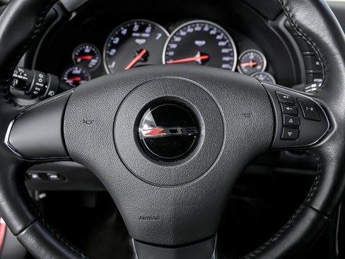 Used 2013 Chevrolet Corvette Z06 w/ Battery Protection Package image 27