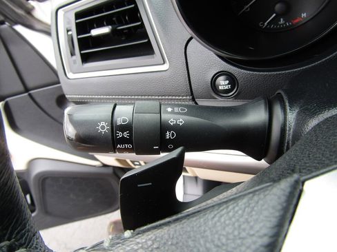 Used 2019 Subaru Legacy 2.5i Premium image 10