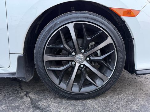 Used 2020 Honda Civic Sport Touring image 9