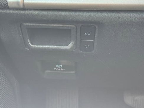 Certified 2025 Ford Expedition Active image 23