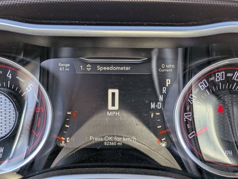 Used 2017 Dodge Challenger R/T Scat Pack w/ Leather Interior Group image 11